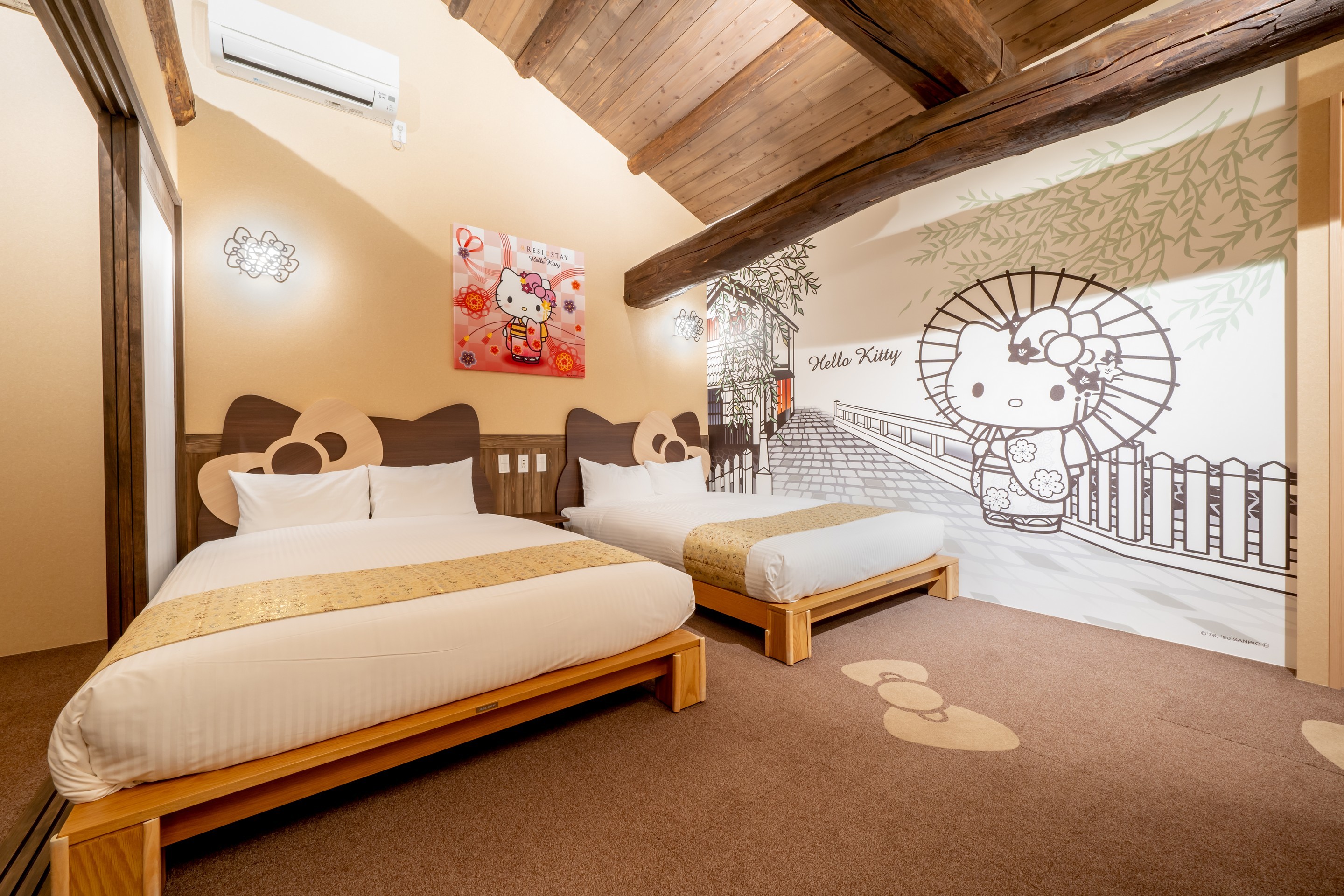 Kyoto Now Has Two Adorable Hello Kitty Hotel Rooms