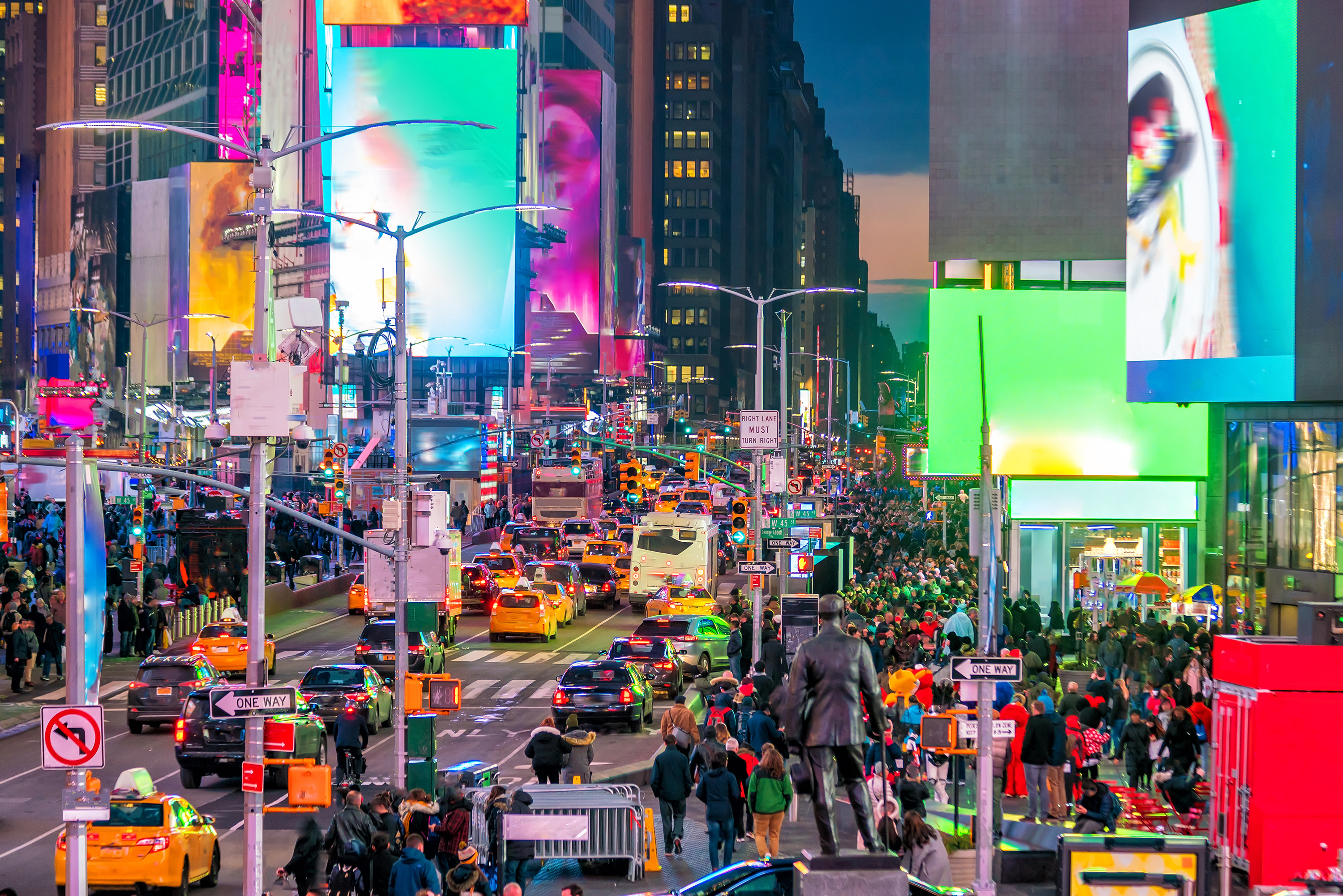 Times Square New York guide for finding things to do