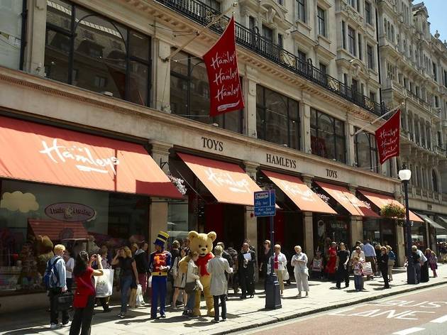 hamleys oxford street