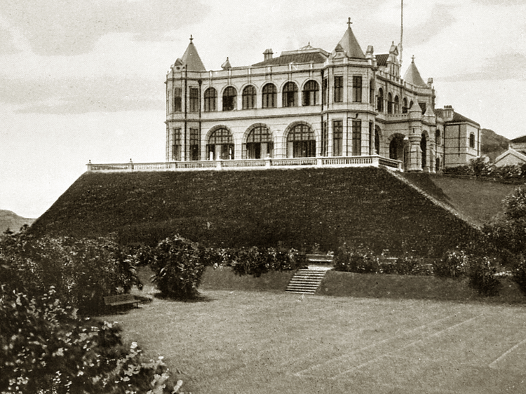 Mountain Lodge, The Peak (Demolished 1946)