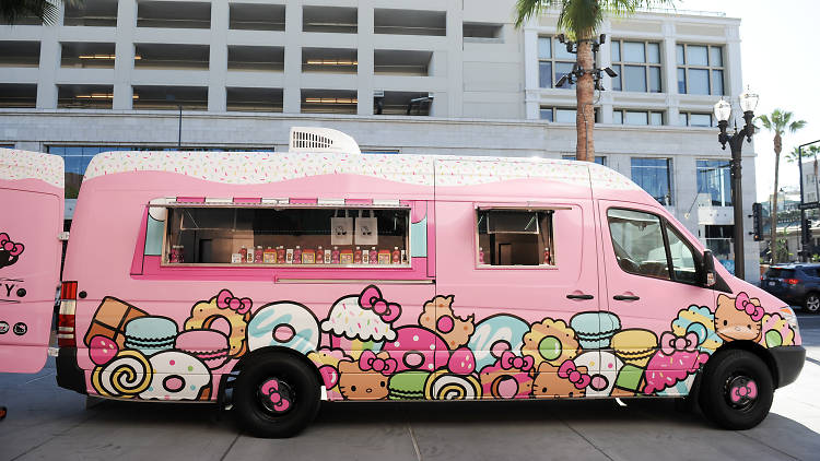 Hello Kitty Cafe's Cuteness on Wheels Heads to Glendale - Eater LA