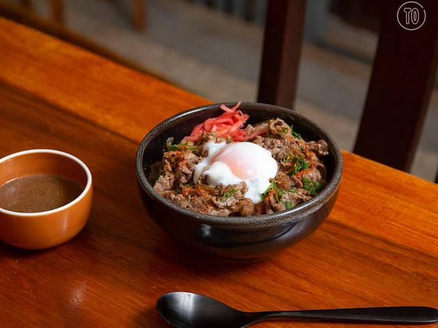 ข้าวหน้าเนื้อใจเสือ ข้าวหน้าเนื้อใจเสือ