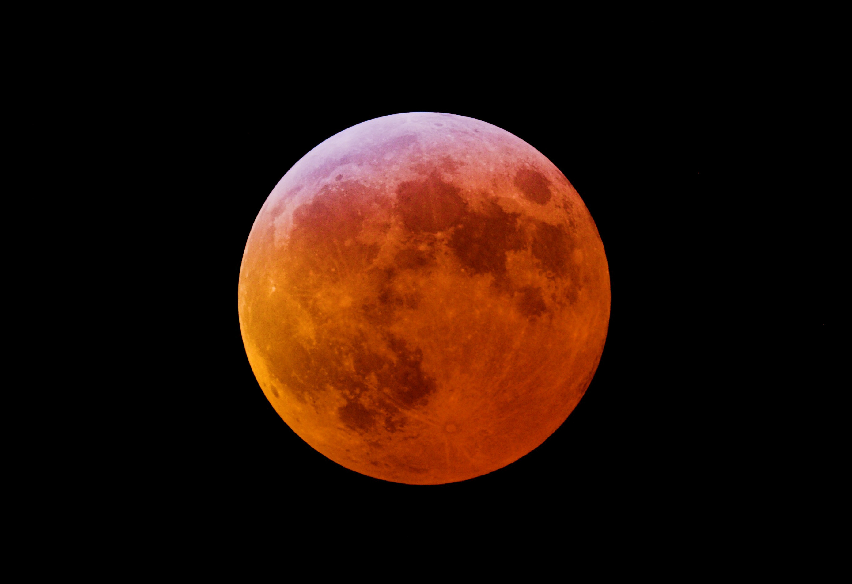 Astronomical Events Of 2022 Eclipses Shooting Stars And More