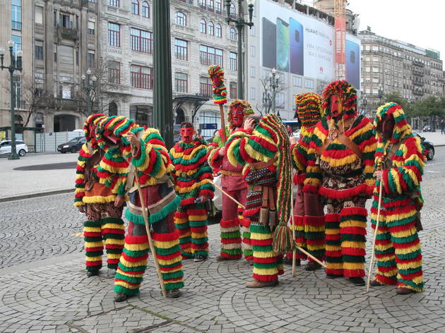 caretos caretos