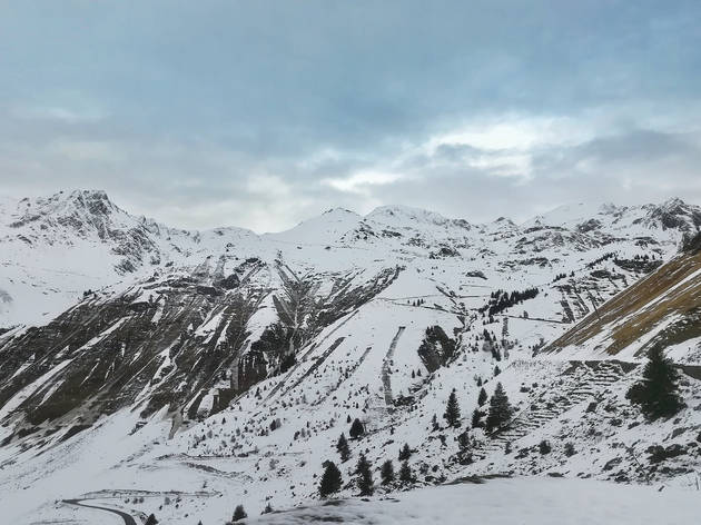 Valle de Barèges. Pirineo francés Valle de Barèges. Pirineo francés nevado