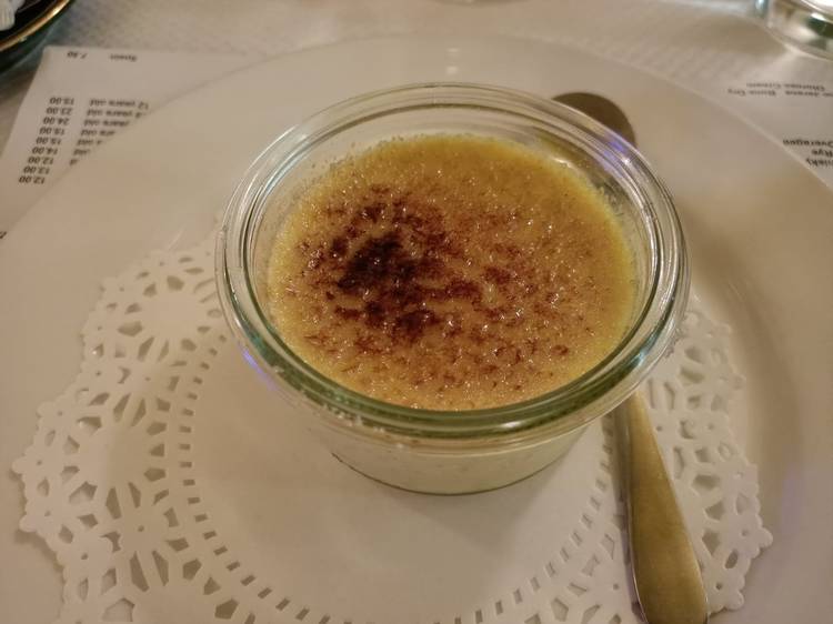 Crème brûlée at France Soir