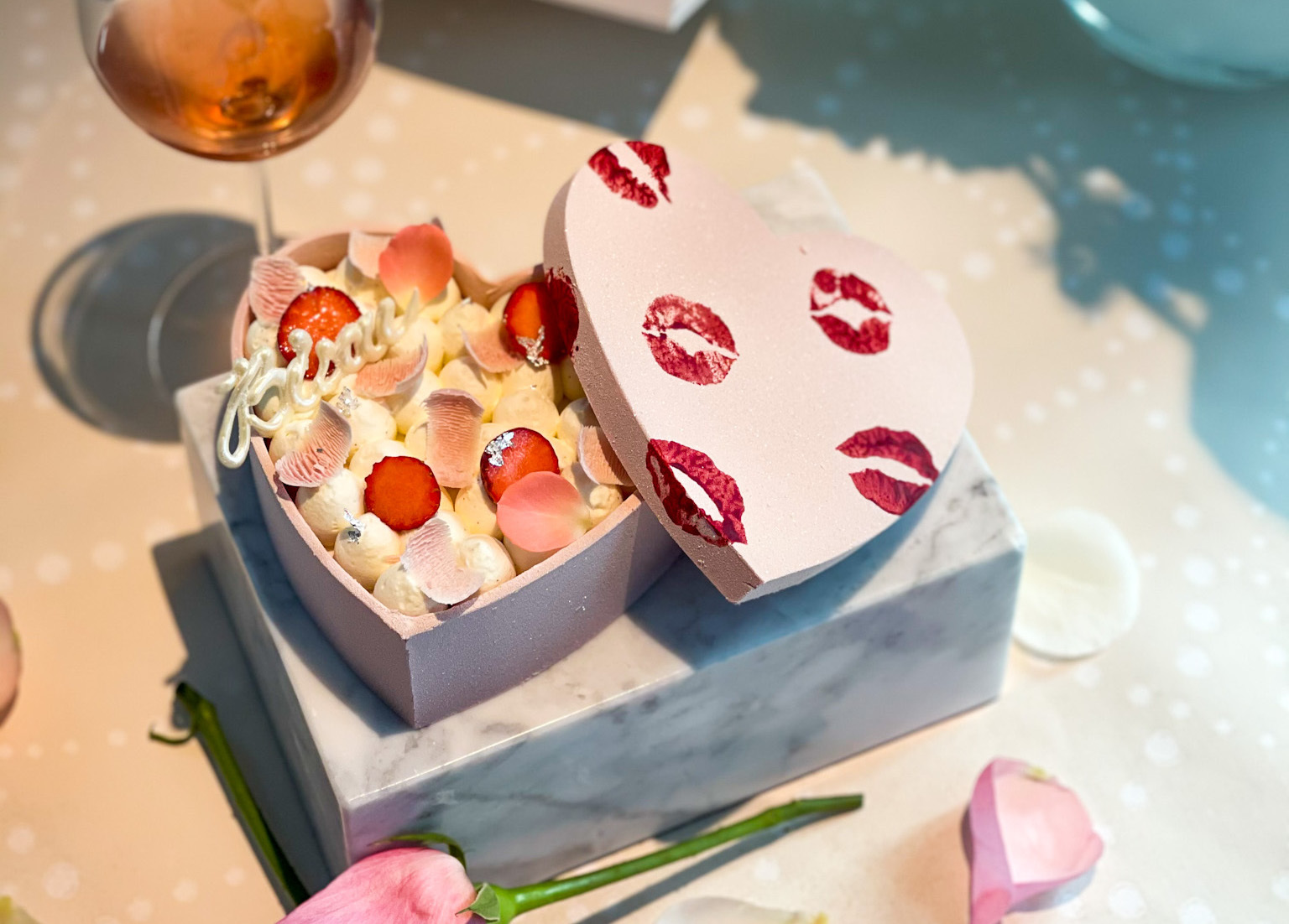 Valentines Day Gift Box -  Hong Kong