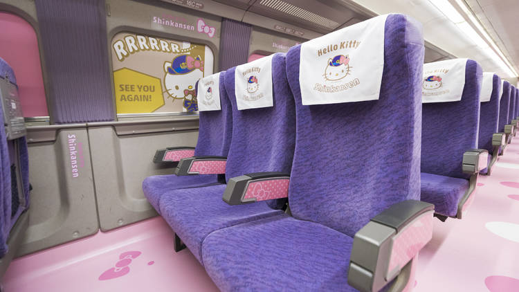 Hello Kitty shinkansen