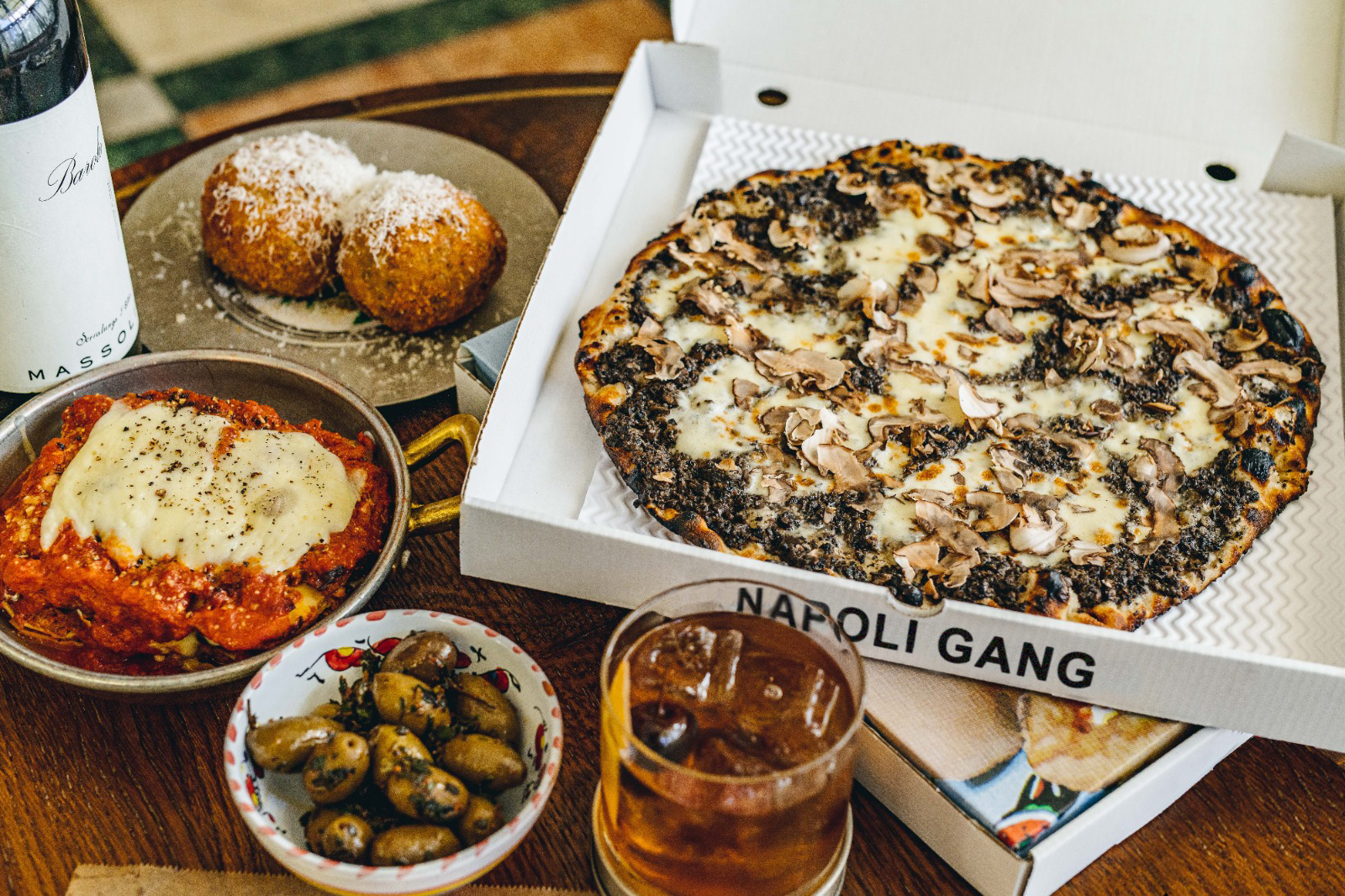 just eat pizza house