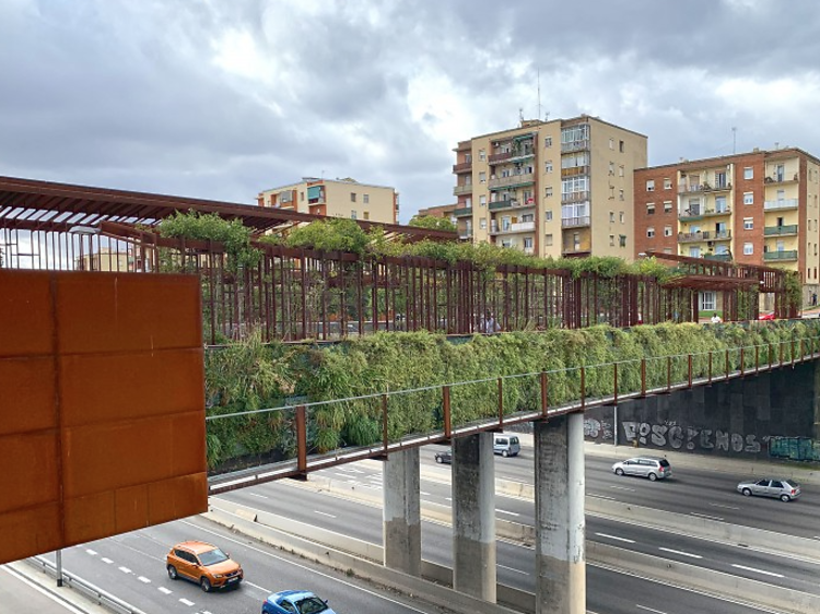 Pont de Sarajeva, el pont més verd de Barcelona