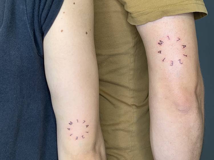 Un tatuaje para dos Un tatuaje para dos