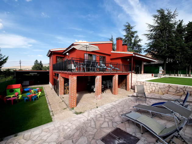 Airbnb, casa con encanto cerca de Madrid Airbnb, casa con encanto cerca de Madrid