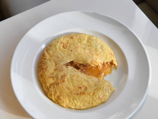 Truita de pa amb tomàquet del Croma Truita de pa amb tomàquet del Croma