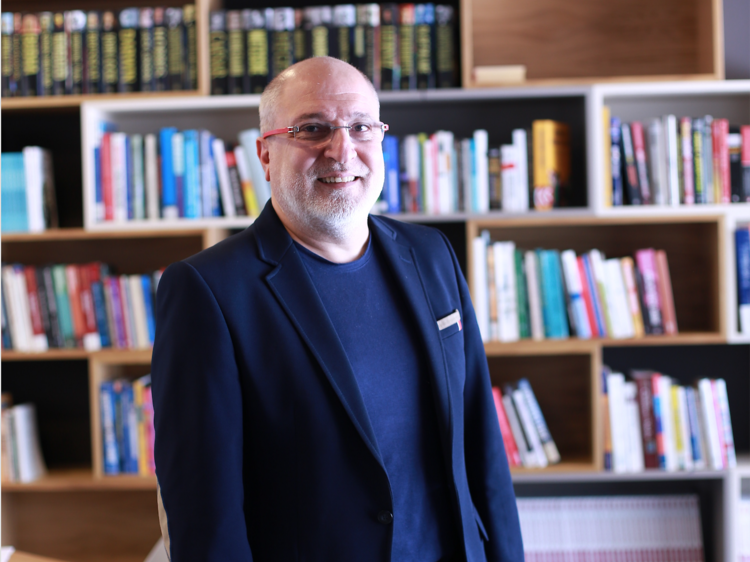 KİTAPORA: Kitap Okumak Ruhu Aydınlatır KİTAPORA: Kitap Okumak Ruhu Aydınlatır