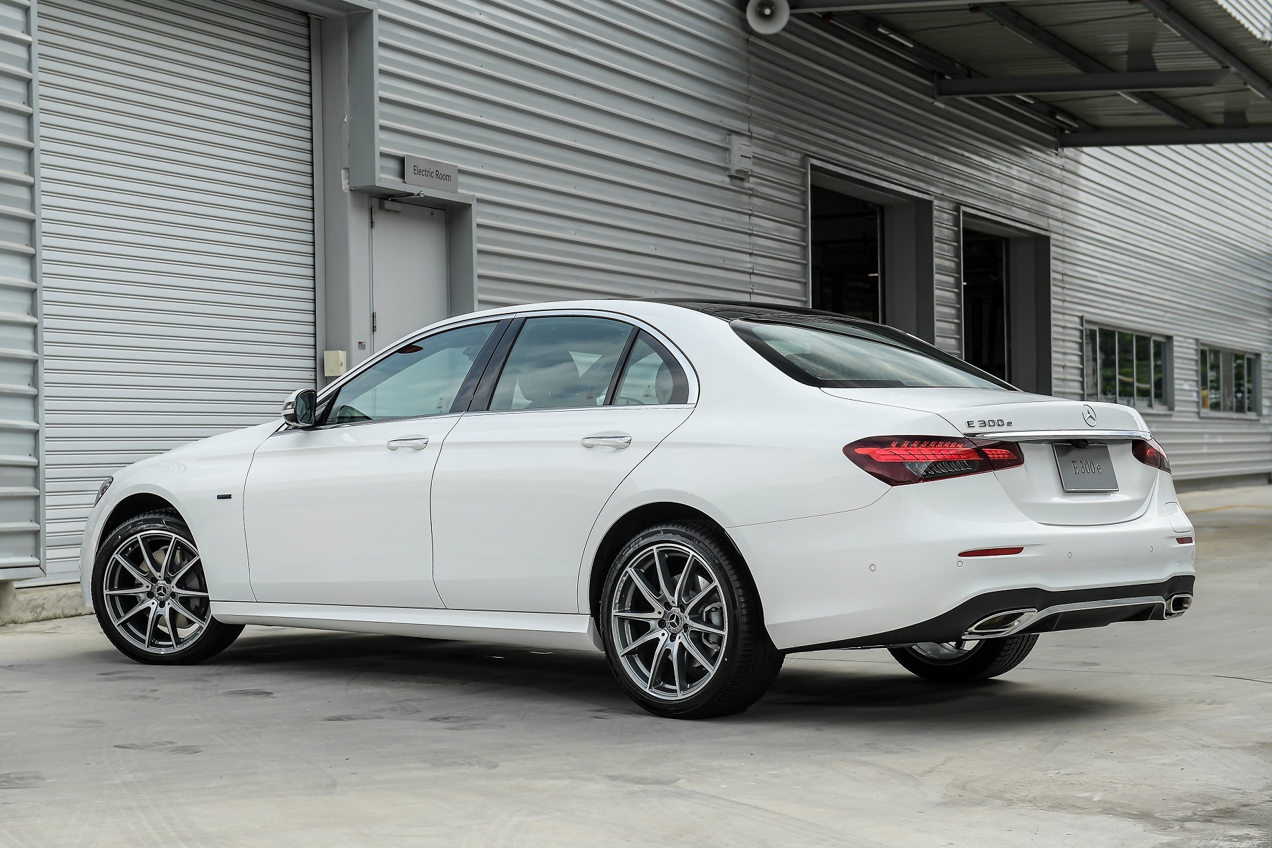 Mercedes-Benz The new E-Class