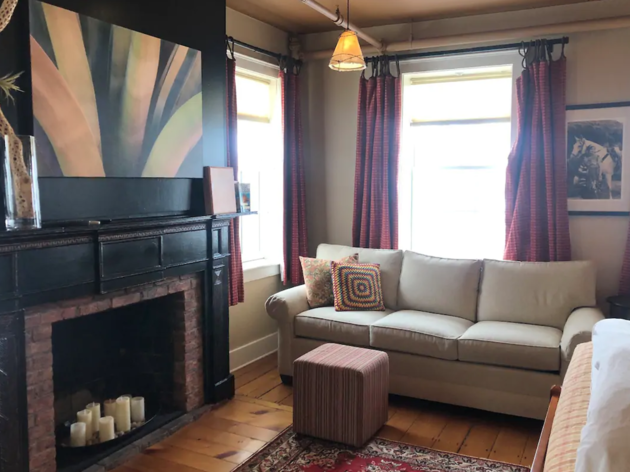 the lounge in stowe VT airbnb the lounge in stowe VT airbnb