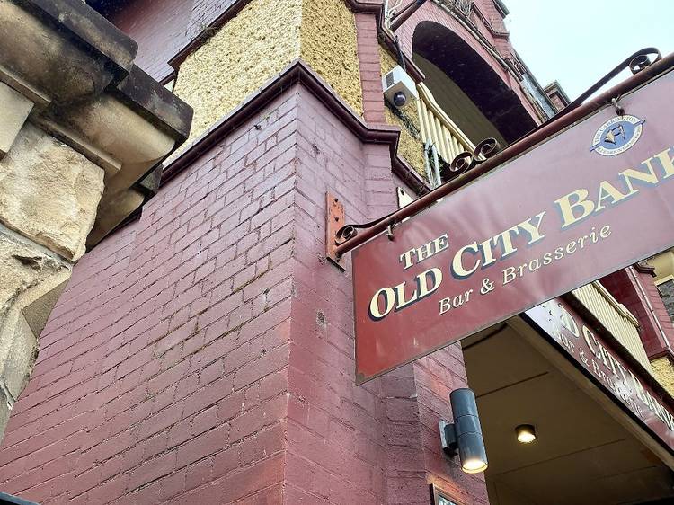 The Old City Bank Bar & Brasserie, Katoomba