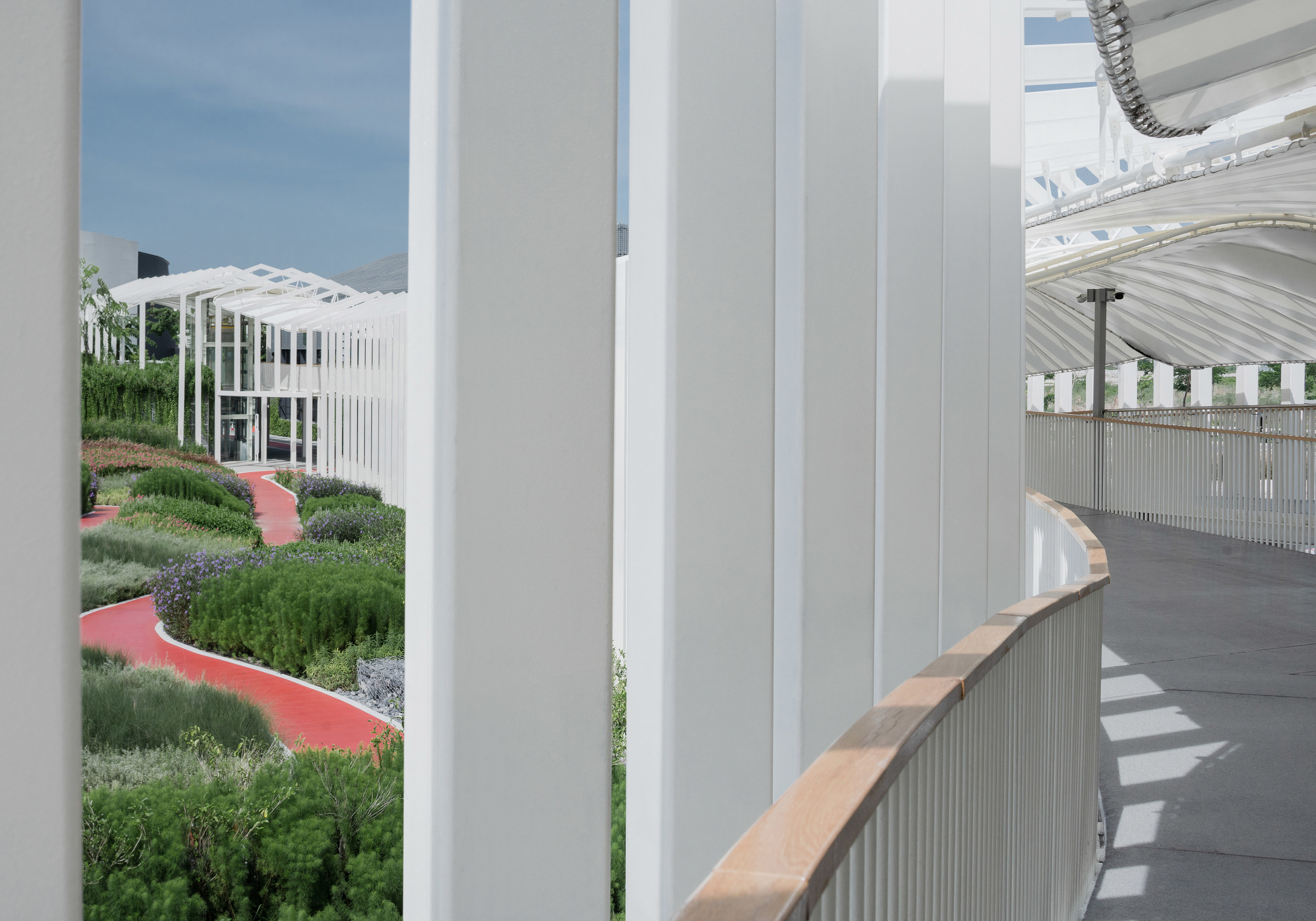 Mega Park Walkway