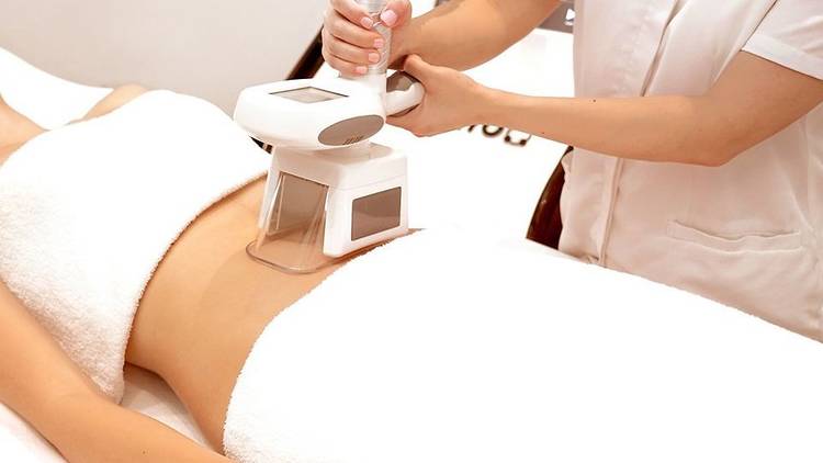 Cryolipolysis fat freezing at EstheClinic