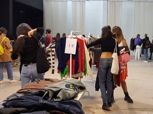 Booom Market a la Nau Bostik Booom Market a la Nau Bostik