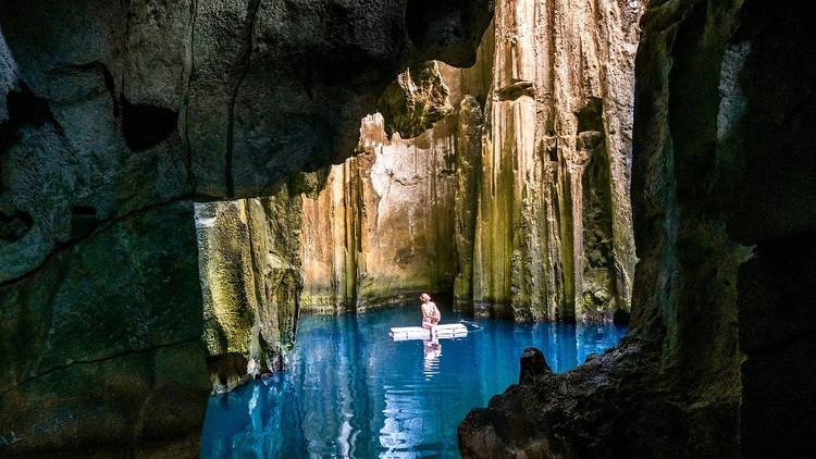 Explore the Sawa-i-Lau Caves