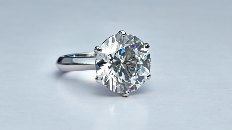 Alternative engagement rings