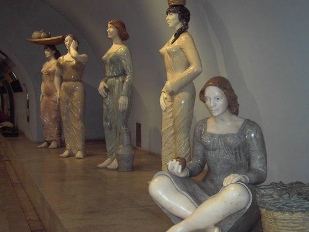 Mulheres de Lisboa escultura no campo pequeno