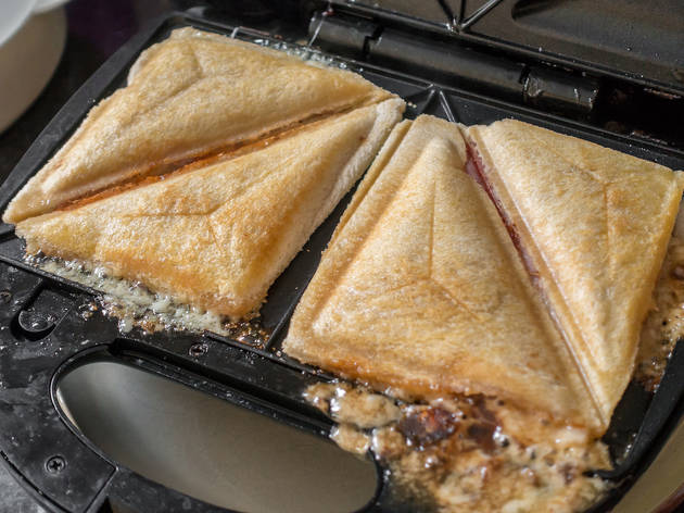 Sandwich press Sandwich press