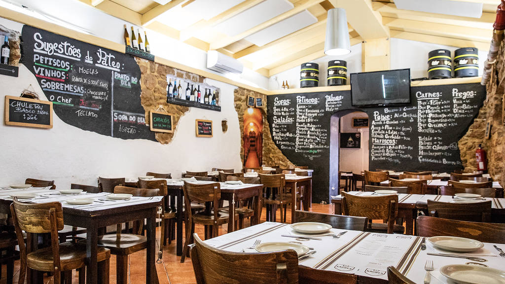 Páteo do Petisco Restaurants in Cascais