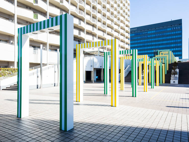 Daniel Buren ‘25 Porticos: The Colour and its Reflections’