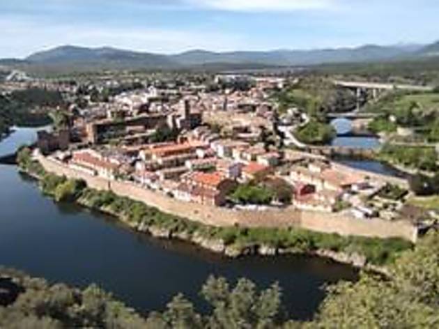 Buitrago del Lozoya Buitrago del Lozoya