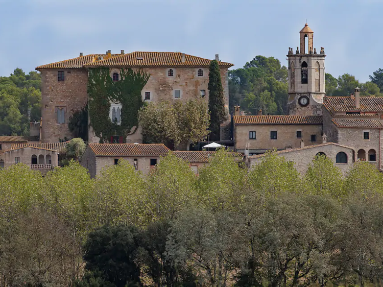 Castell Gòtic a Sant Morí, a l'Alt Empordà