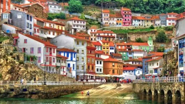 La Casa de los Pescadores en Cudillero, Asturias