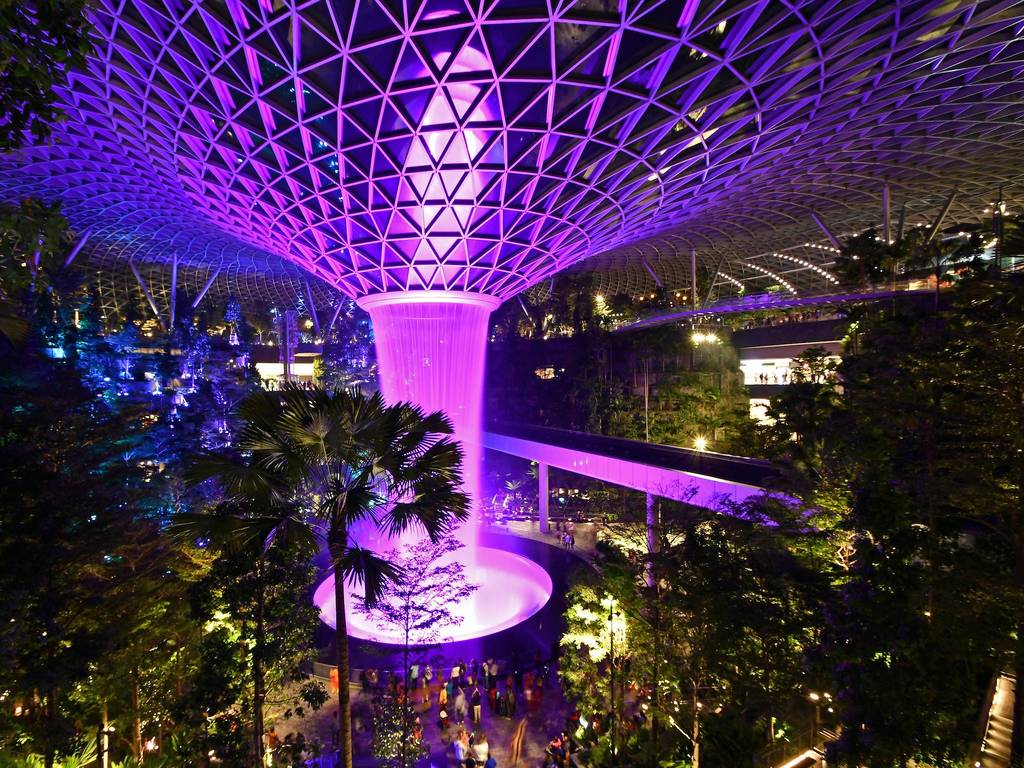 Singapore At Night: 15 Best Things To Do For Free