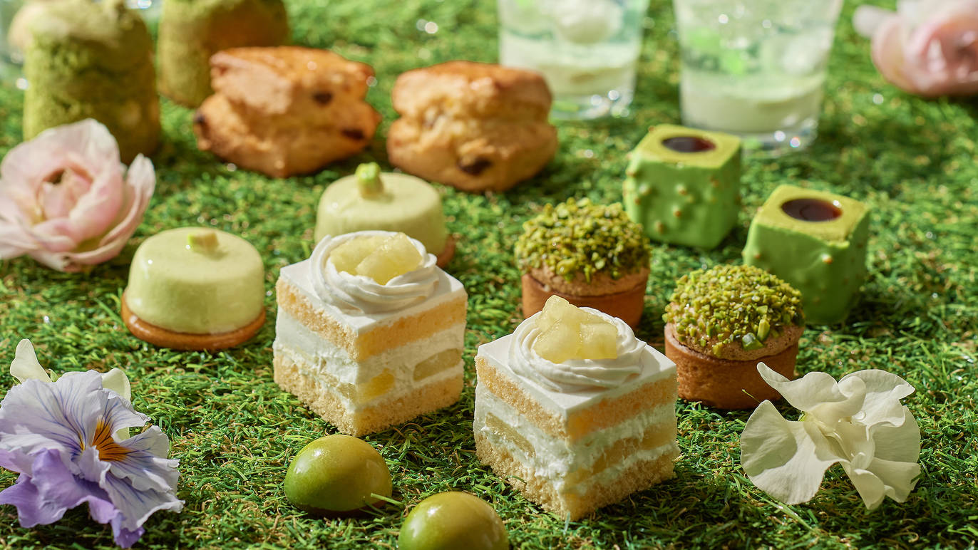 Spring Green Afternoon Tea at Andaz Tokyo The Tavern Grill & Lounge