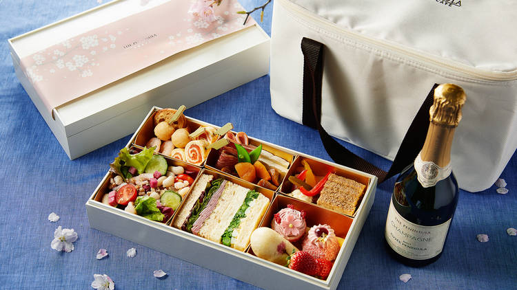 Hanami Picnic Set for two at The Peninsula Tokyo