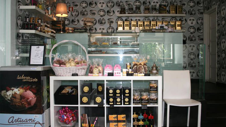 Casa de Chá, Estoril, Boulan, Tea Room & Gourmet Corner