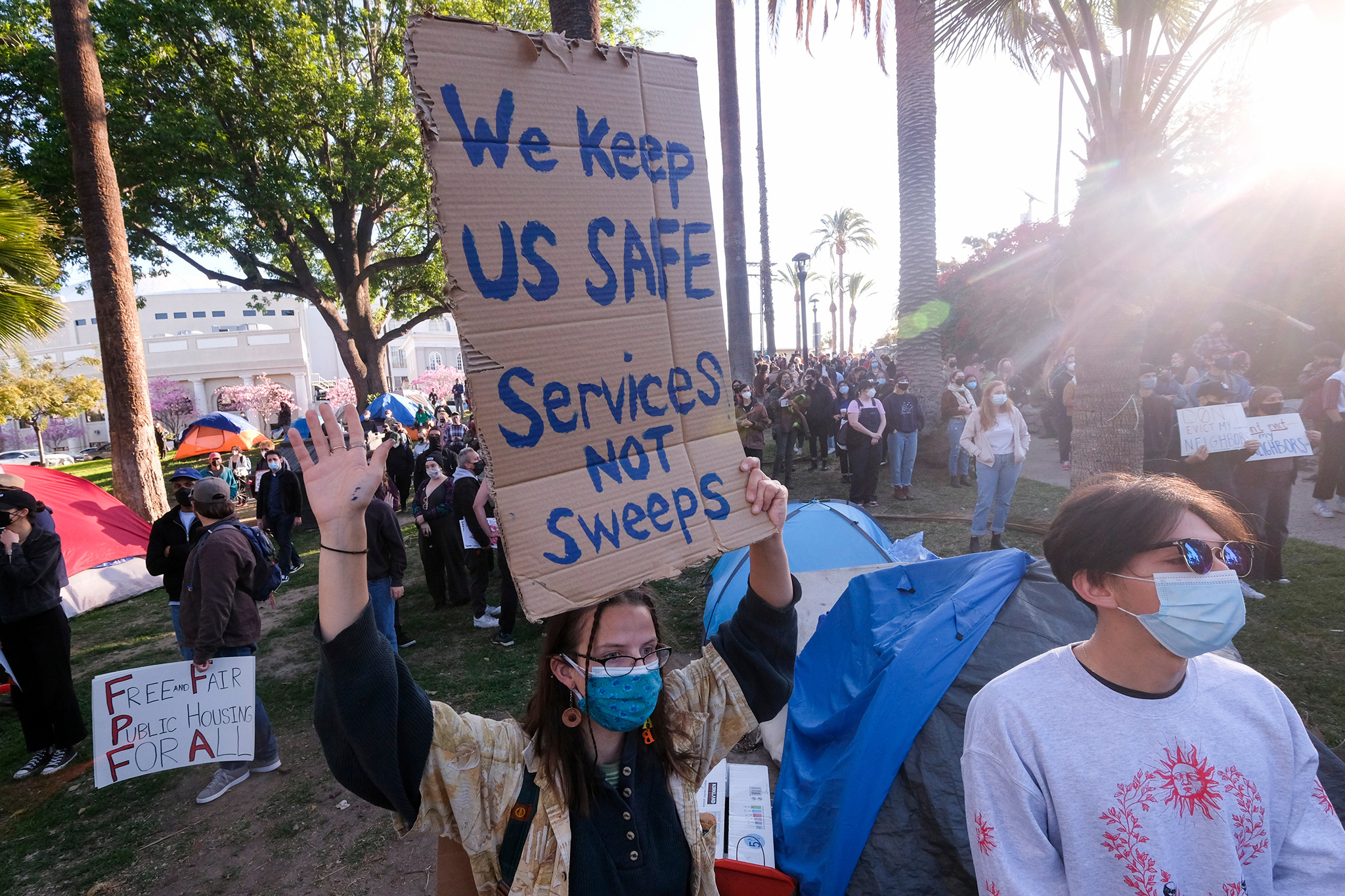 Echo Park Lake homeless encampment