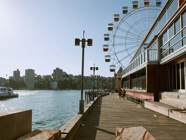 North Sydney Wheel and pier