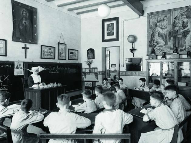 Aula de la Casa de la Caritat. 1957. Aula de la Casa de la Caritat. 1957.