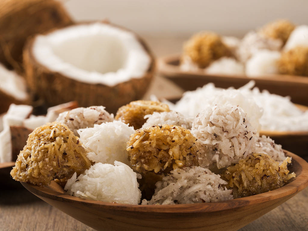 10 Traditional Easter Desserts From Around The World That Are Seriously