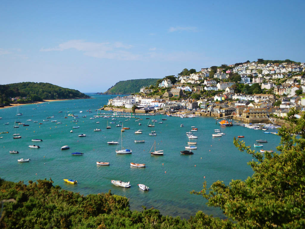 18 Best Seaside Towns in the UK | Beautiful Coastal Getaways