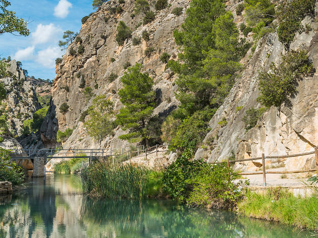 La Fontcalda, piscina natural de la Terra Alta