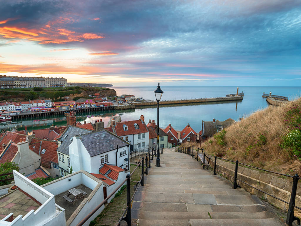 20 Best Seaside Towns In The UK | Beautiful Coastal Getaways