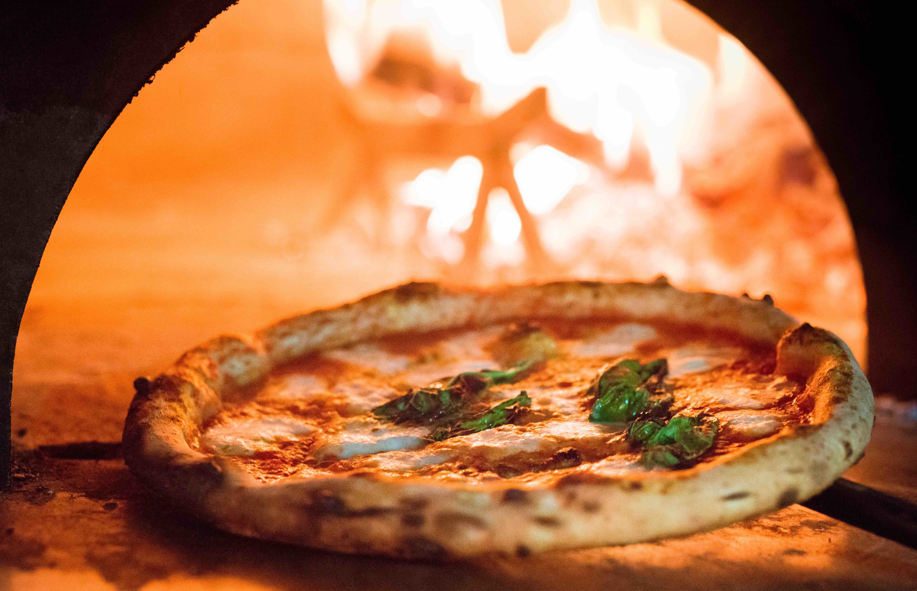 800° Woodfired Kitchen: a Halal-friendly wood-fired pizzeria in Paya Lebar