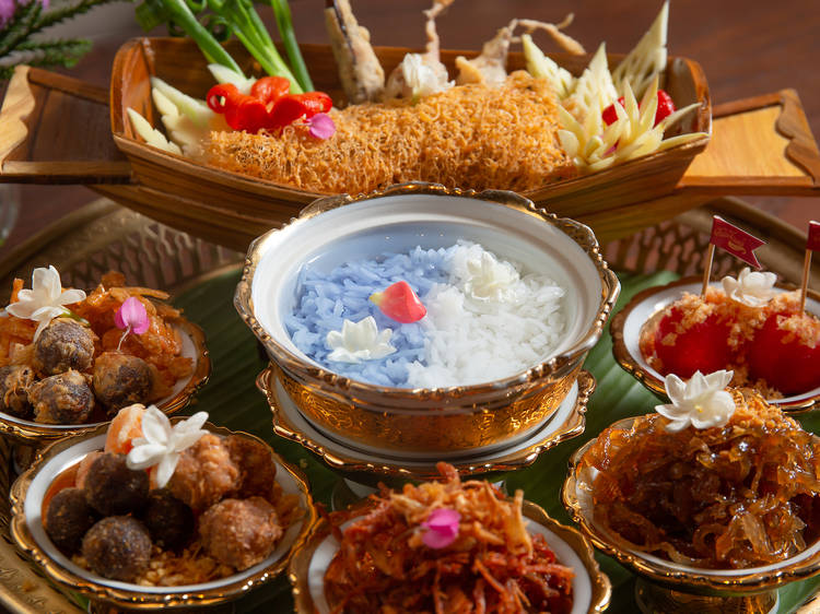 Cool yourself down with a traditional Thai snack platter.