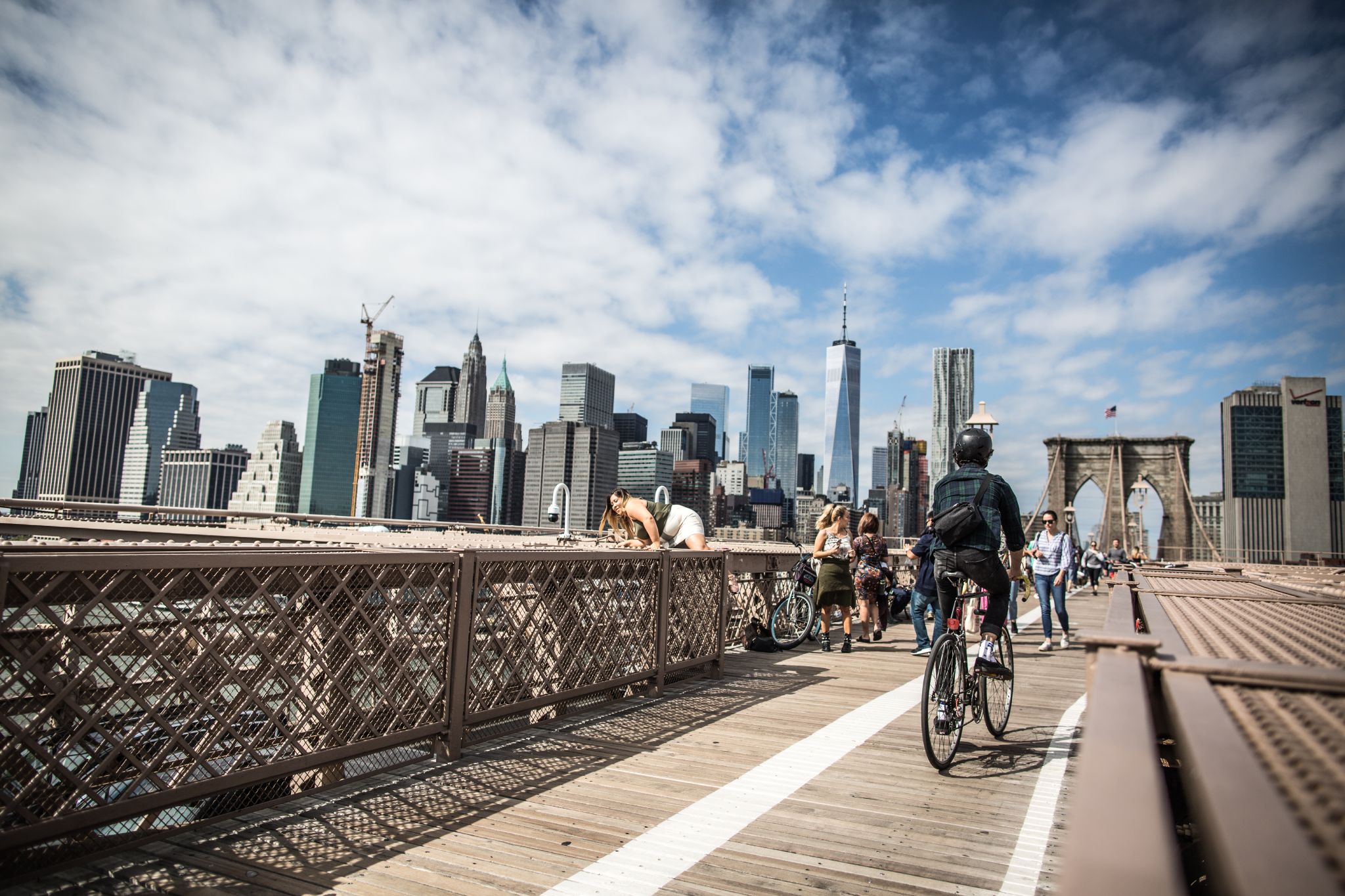 Bike across store brooklyn bridge