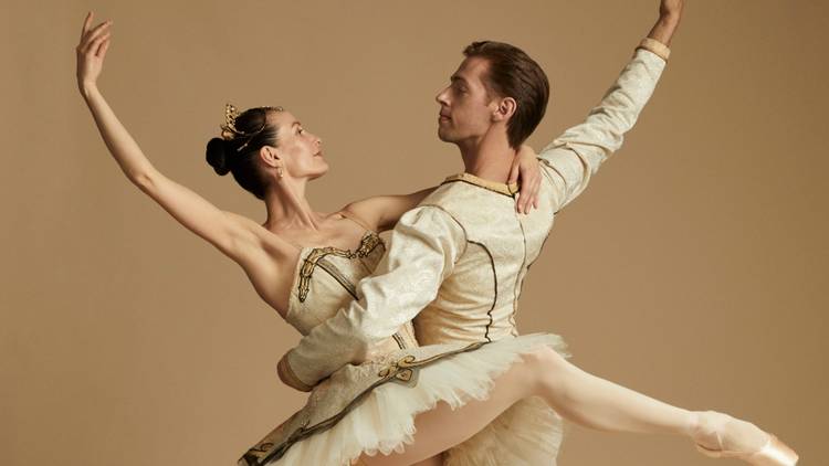 Australian Ballet dancers perform 'Raymonda’