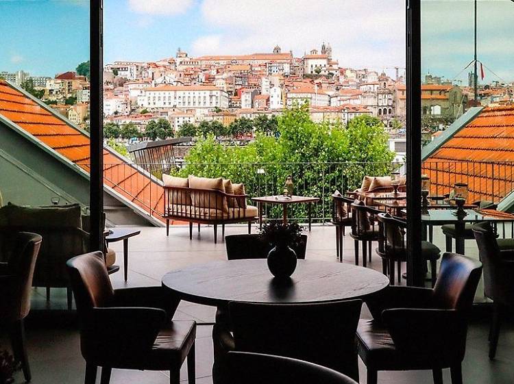 Os melhores restaurantes para jantar ao ar livre no Porto