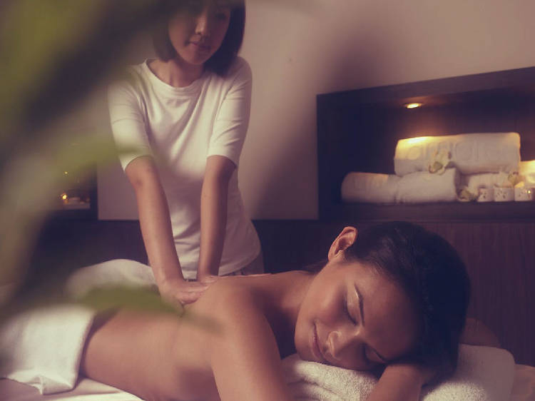 Feel rejuvenated at a couple's massage